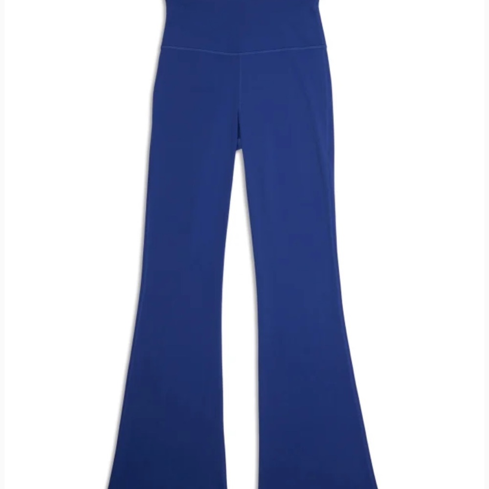 Groove Nulu Super-High-Rise Flared Pant blue